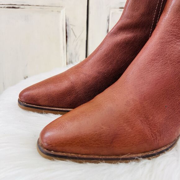 Cole Haan Hadlyn Brown Vegan Leather Side Zip Low Heel Pointed Toe Booties Sz 9 - Picture 2 of 8